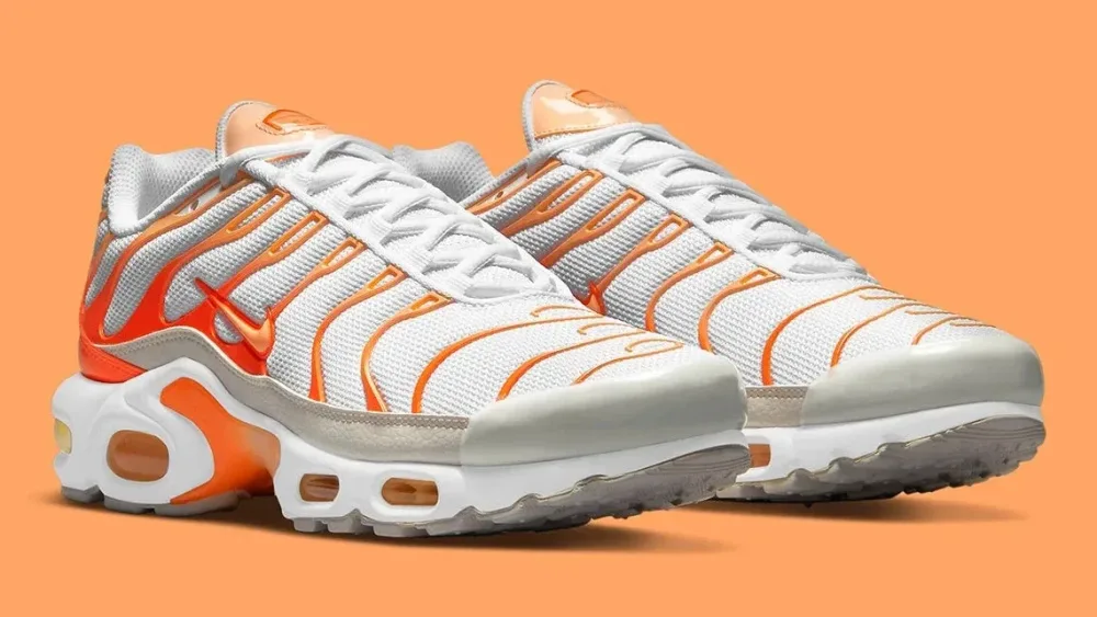 Nike-Air-Max-Plus-White-Orange-DM3033-100-4_2048x